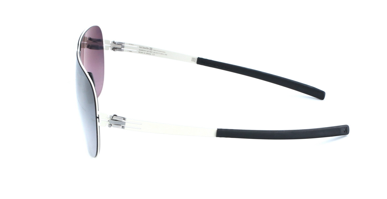 ic! berlin, claudius h. SUN off white