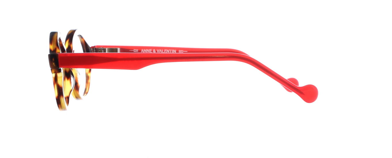 Anne et Valentin, Maddy 23B34