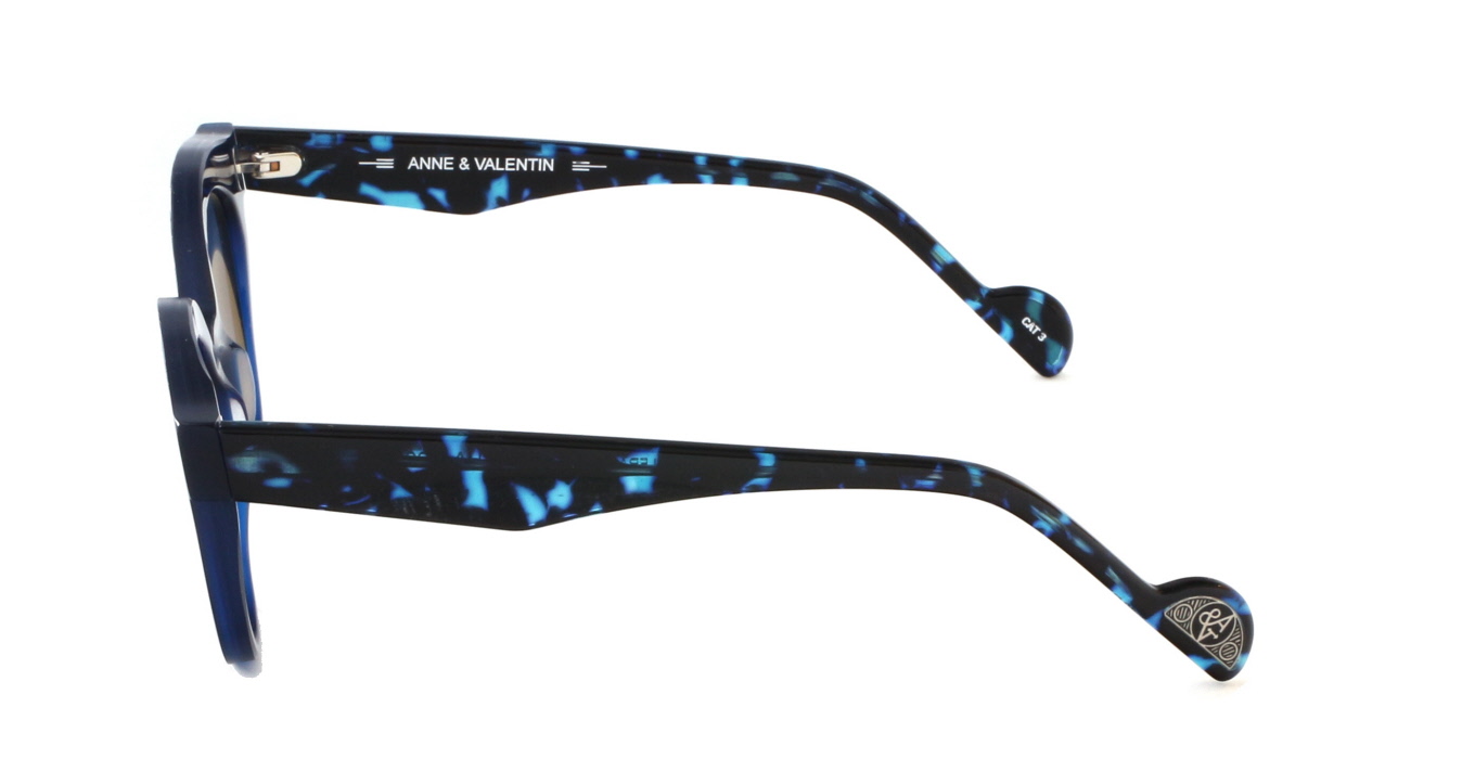 Anne et Valentin, Sacha 23D40